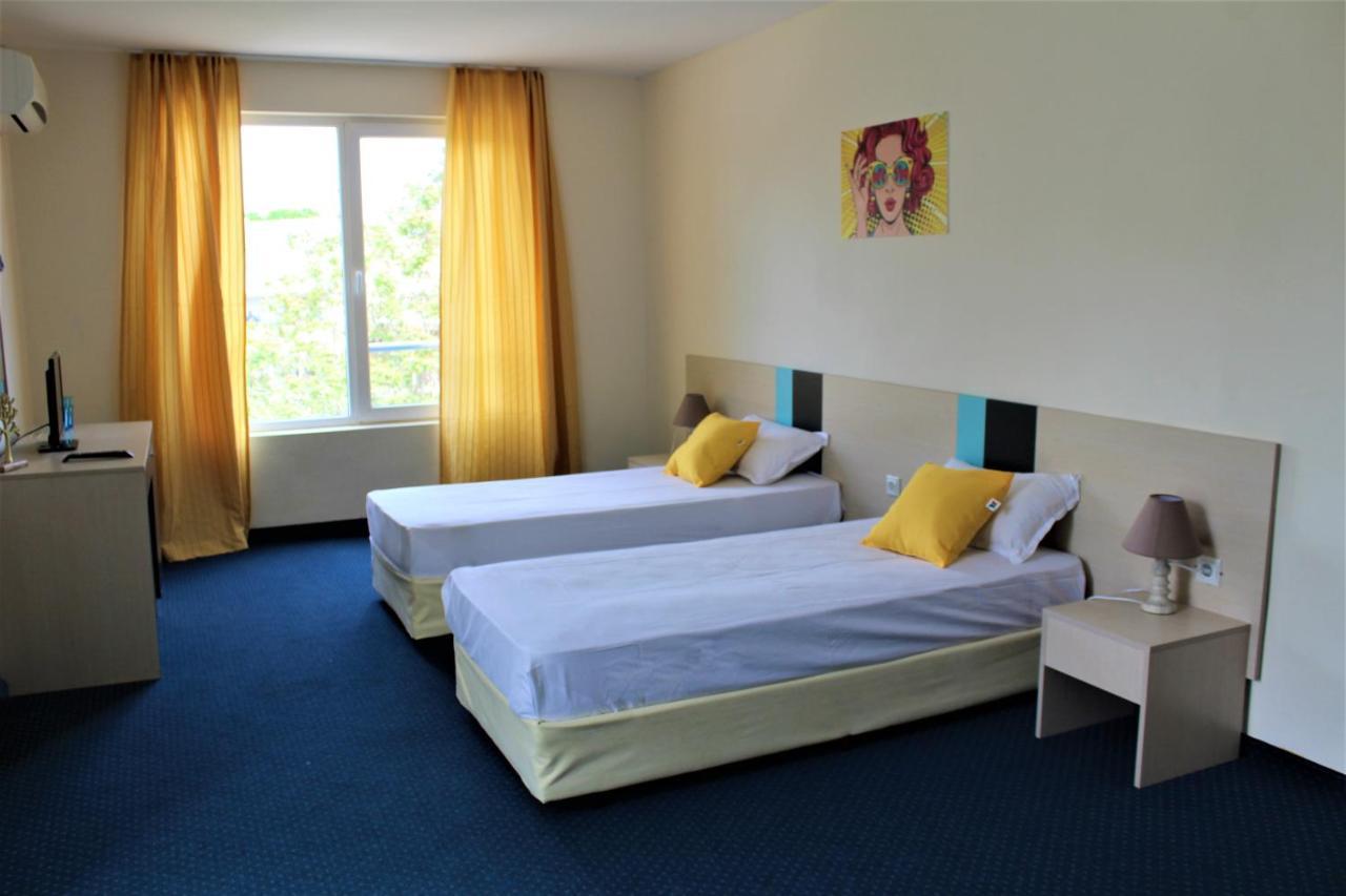 Pop Art Hotel Primorsko Eksteriør bilde